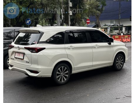 D 1576 YX, Toyota Avanza