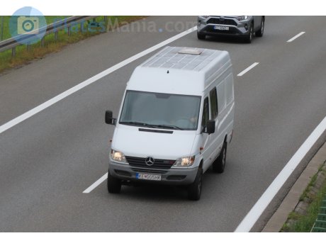 KE-005HK, Mercedes-Benz Sprinter