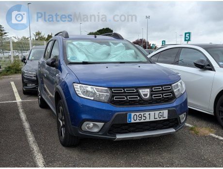 0951 LGL, Dacia Sandero