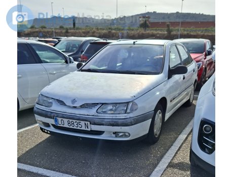 LO 8835 N, Renault Laguna