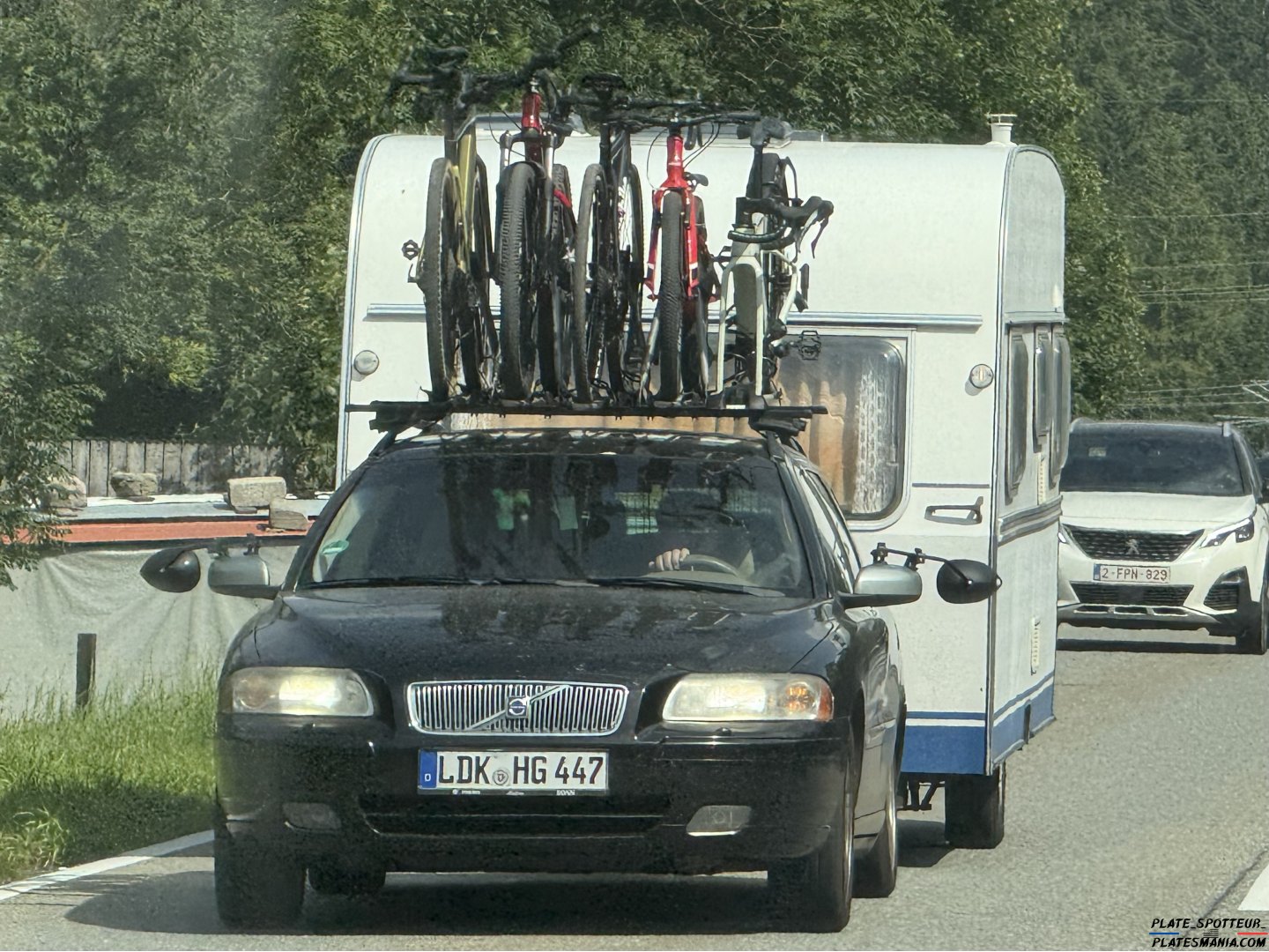 LDK HG 447, Volvo V70 