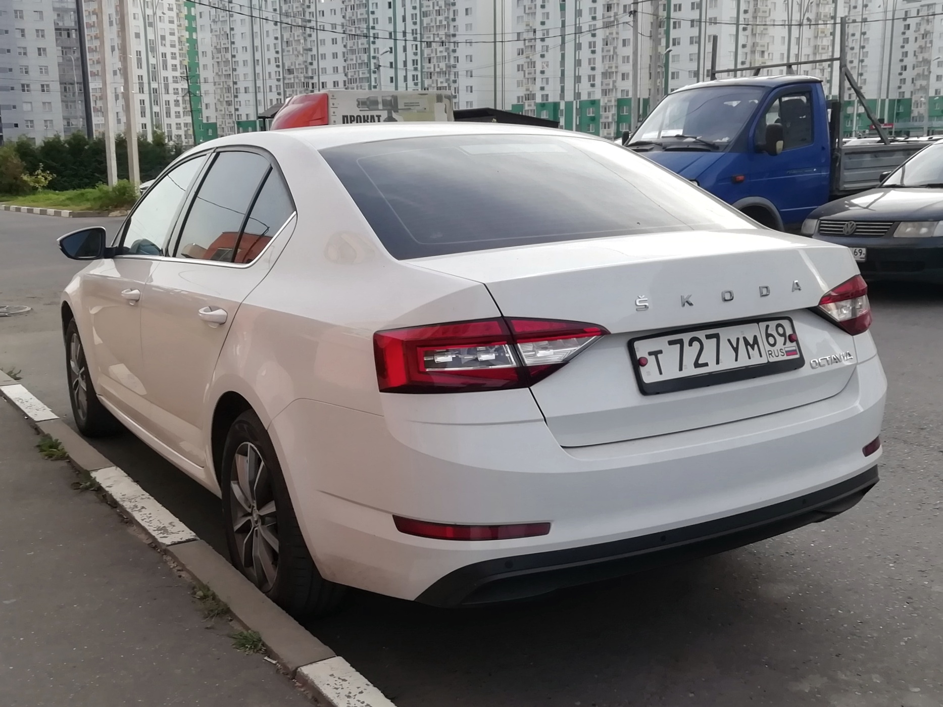 т 727 ум 69, Skoda Octavia 3rd gen Liftback (A7/5E3), facelift, 2017–2022 (–2023 for CN-market)