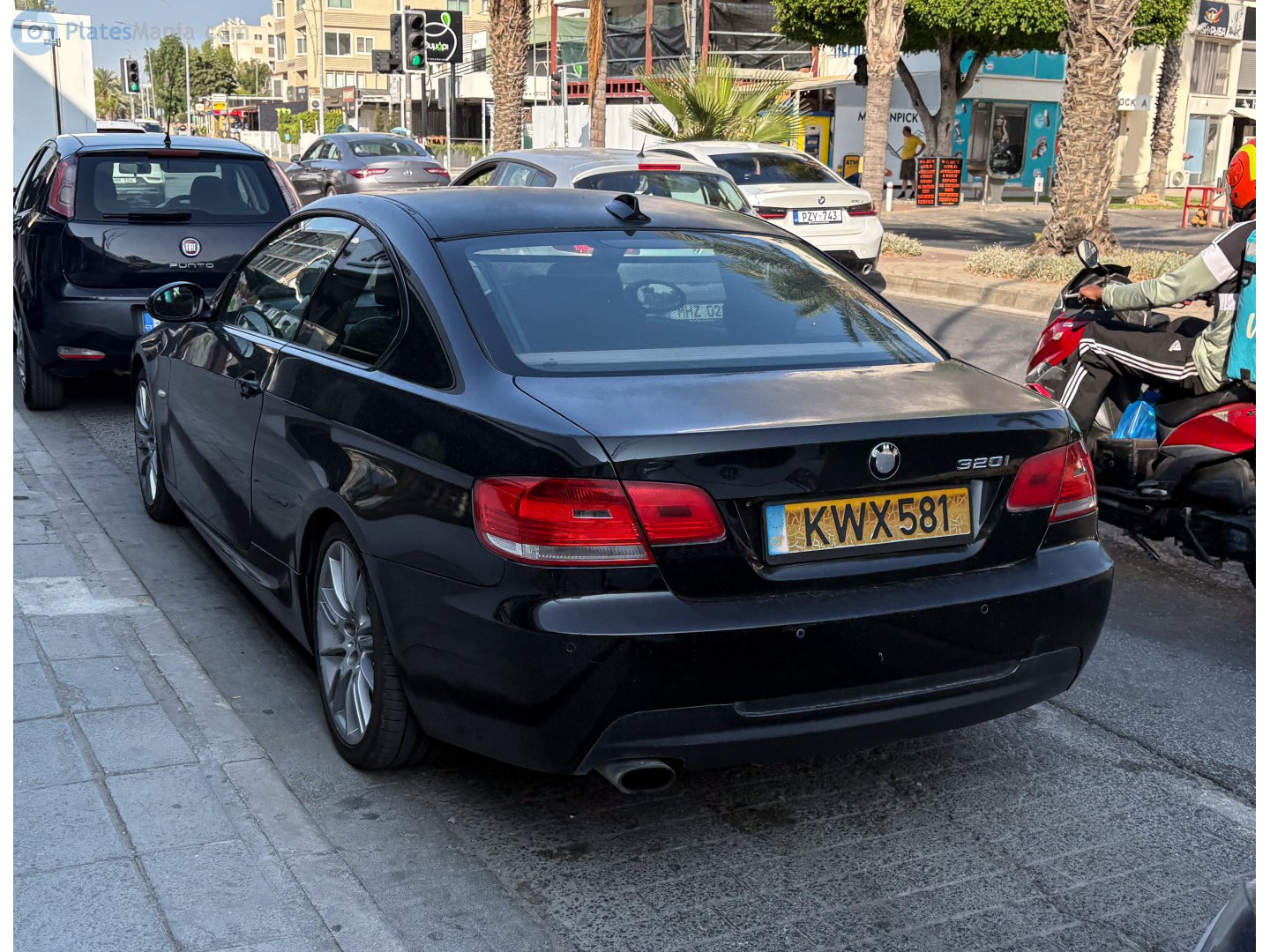 KWX 581, BMW 3 Series 5th gen Coupé (E92), 2006–2013