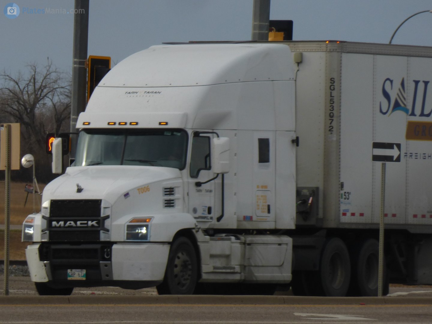 CRP 671, Mack Anthem 