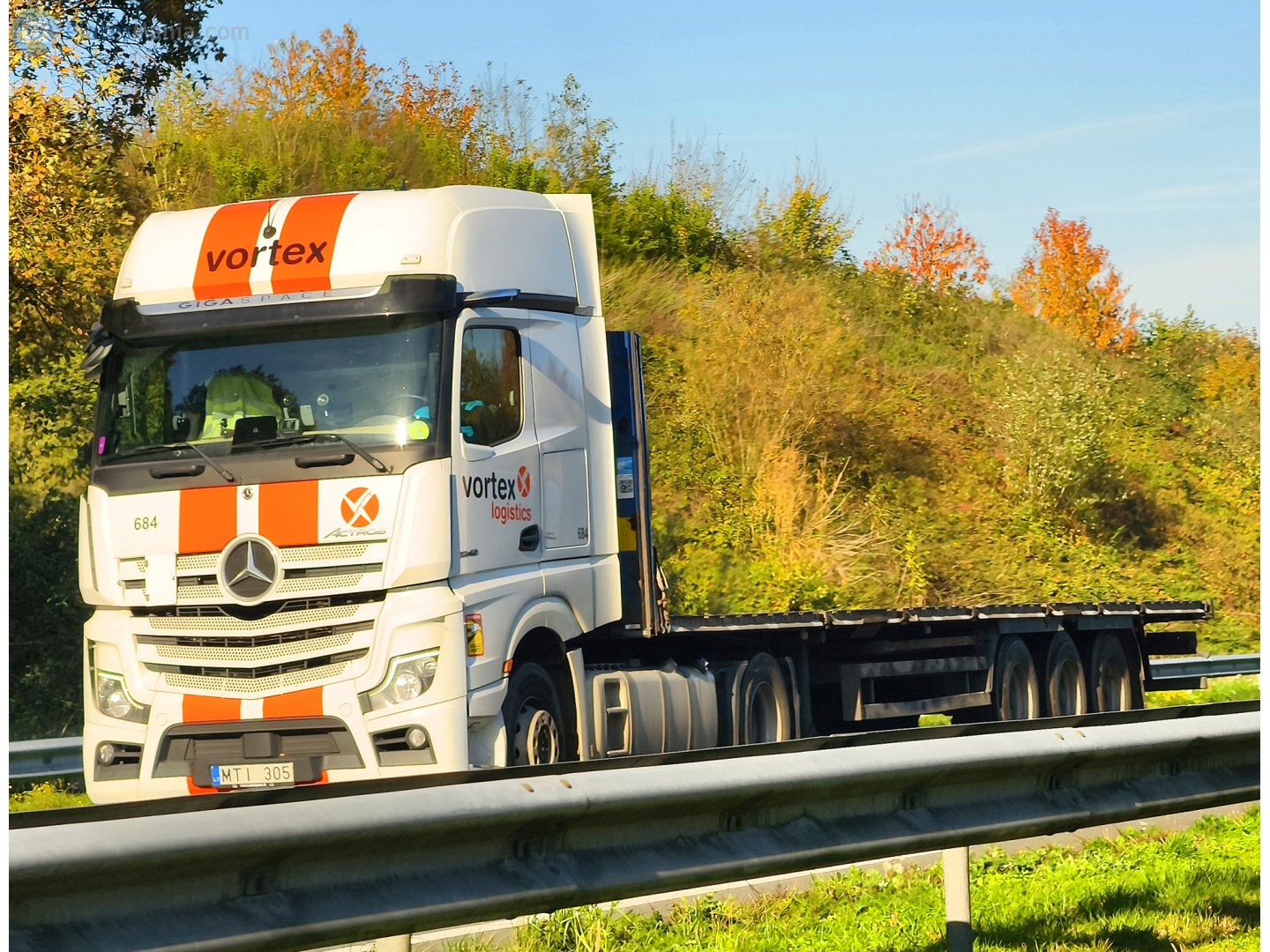 MTI 305, Mercedes-Benz Actros 3rd gen (MP4/MP5), 2011–