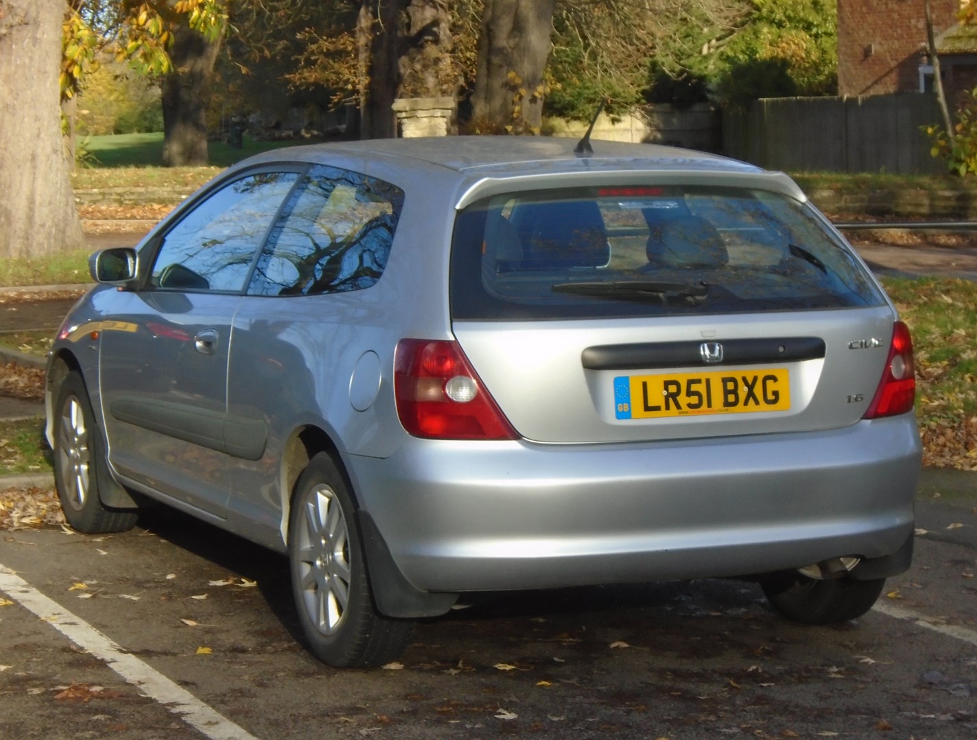 LR51BXG, Honda Civic 7th gen 3-door Hatch (EP), 2000–2005
