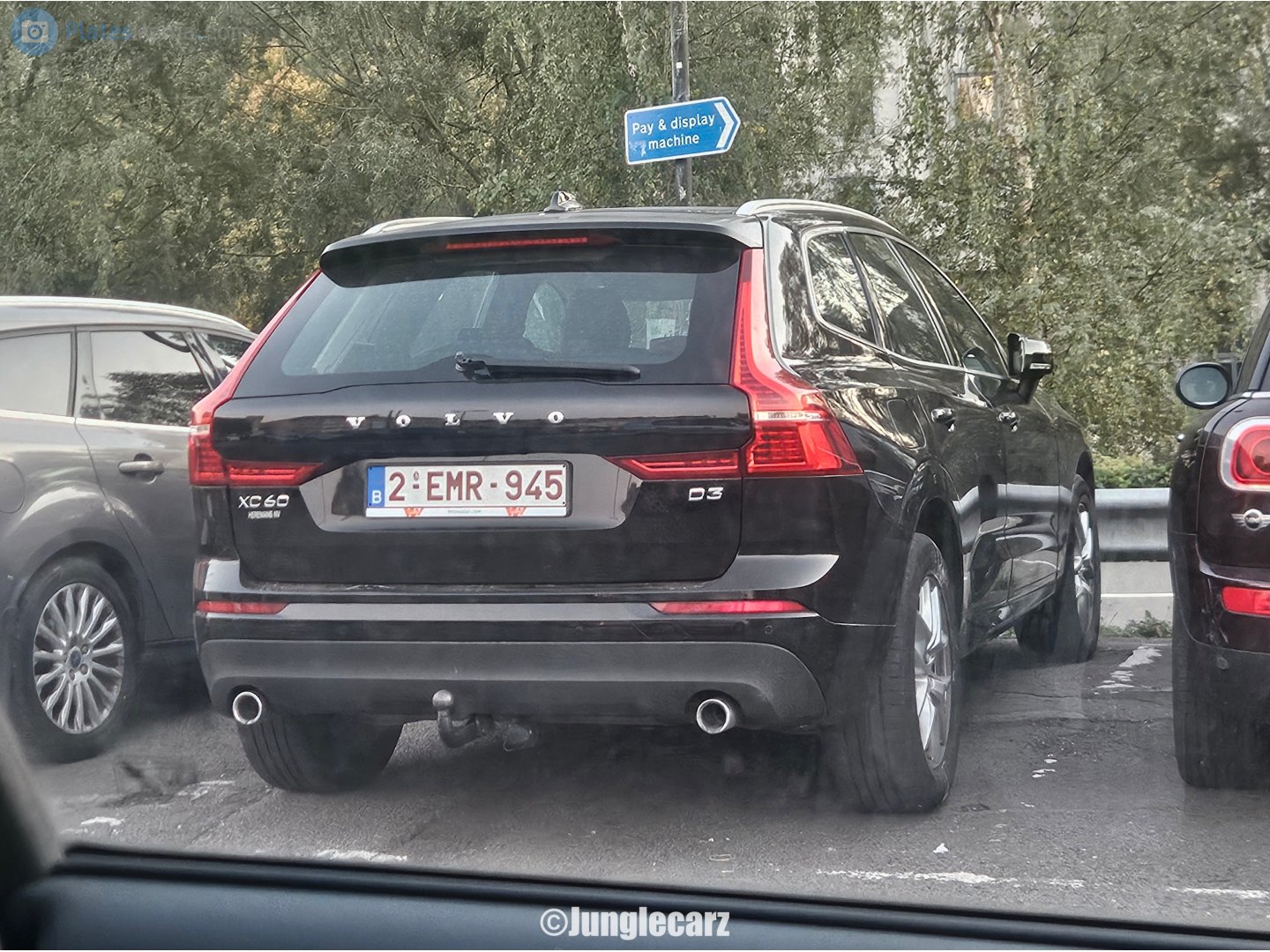 2-EMR-945, Volvo XC60 2nd gen (246), 2017–2025