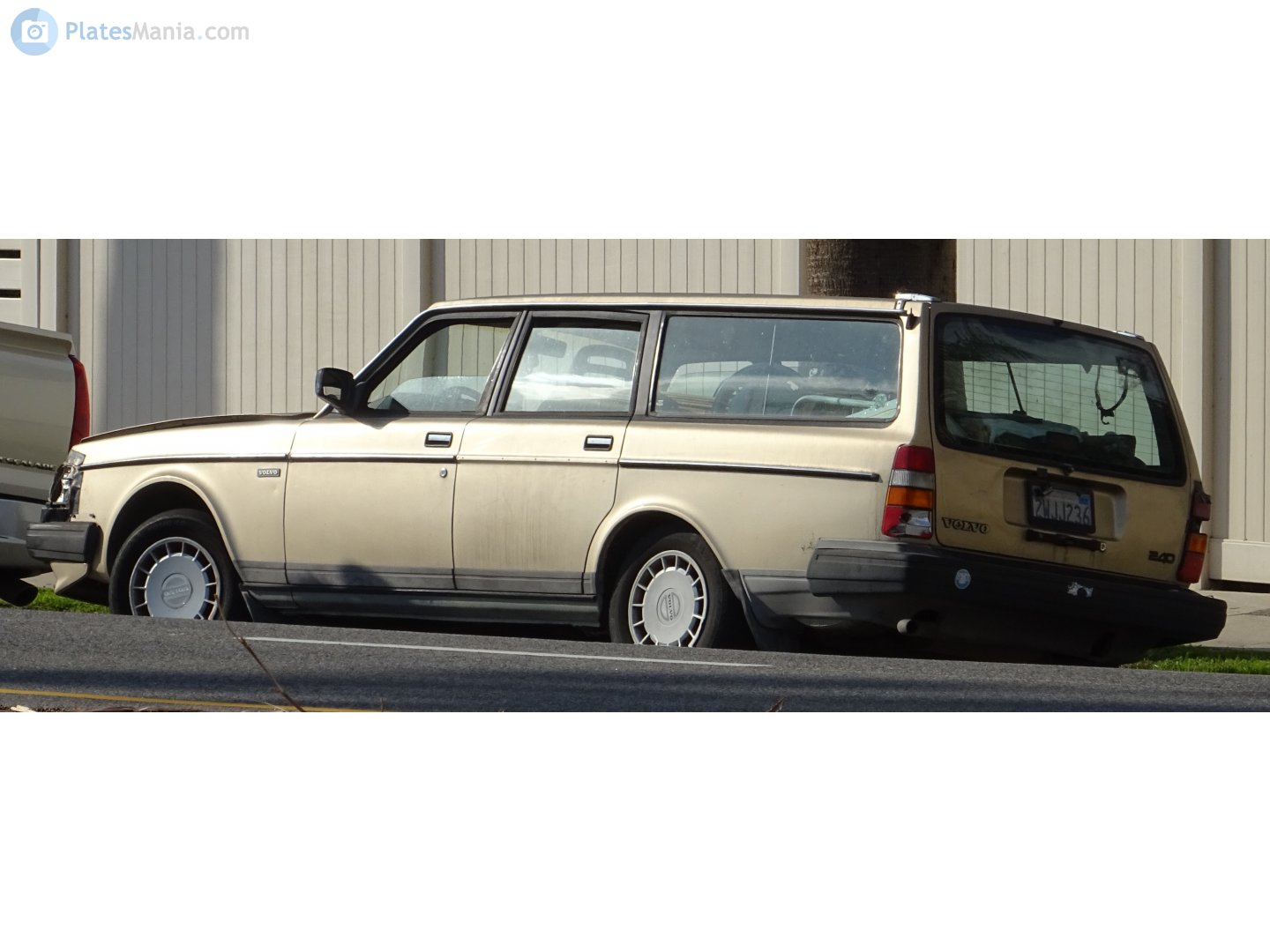 2WJJ236, Volvo 240-Series 1st gen 5-door Wagon (245), facelift, 1978–1993