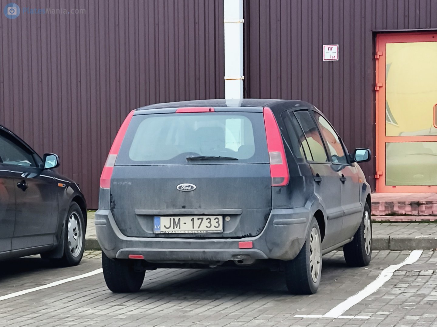 JM-1733, Ford Fusion 1st gen Hatch (B226; Global-market), 2002–2005