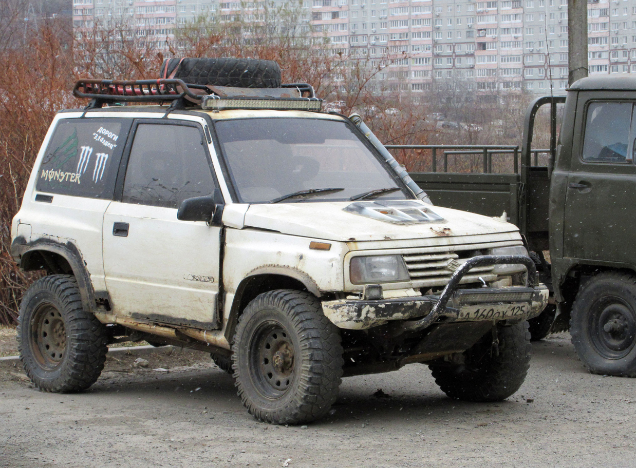 а 160 ох 125, Suzuki Escudo 1st gen 3-door SUV (ET/TA), 1988–1998