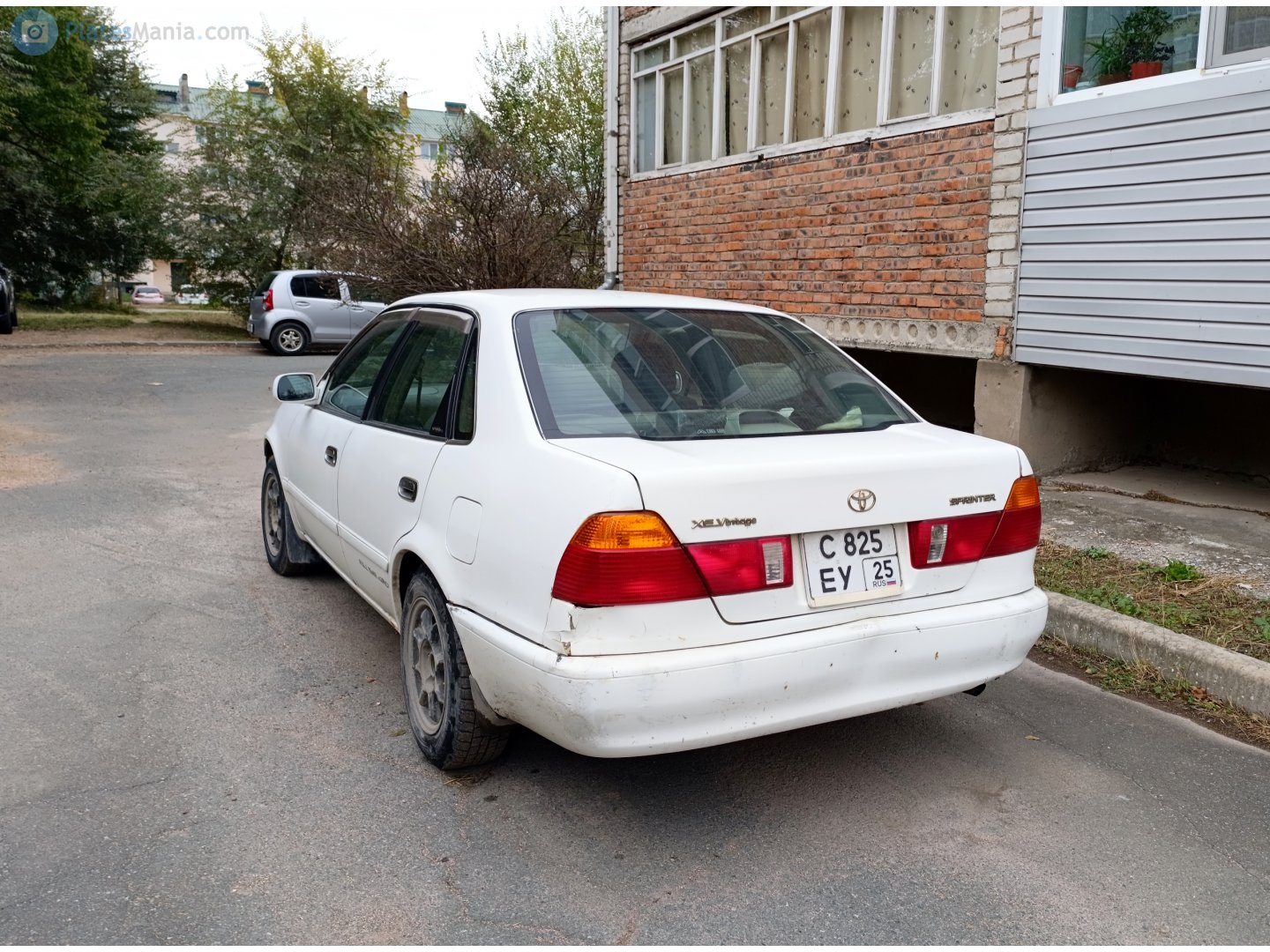 с 825 еу 25, Toyota Sprinter 8th gen (E110), 1995–2000