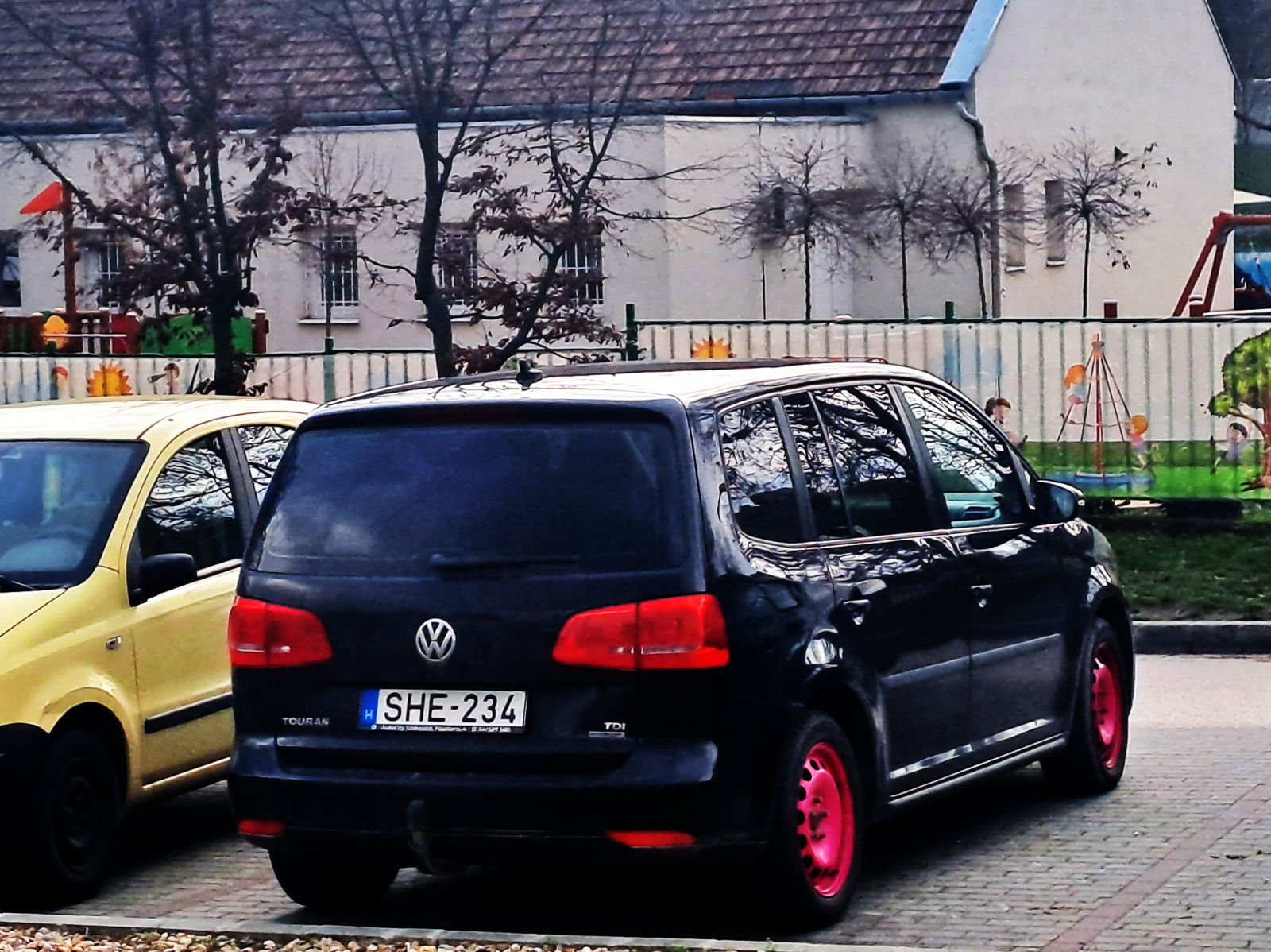 SHE-234, Volkswagen Touran 1st gen (1T3), 2nd facelift, 2010–2015