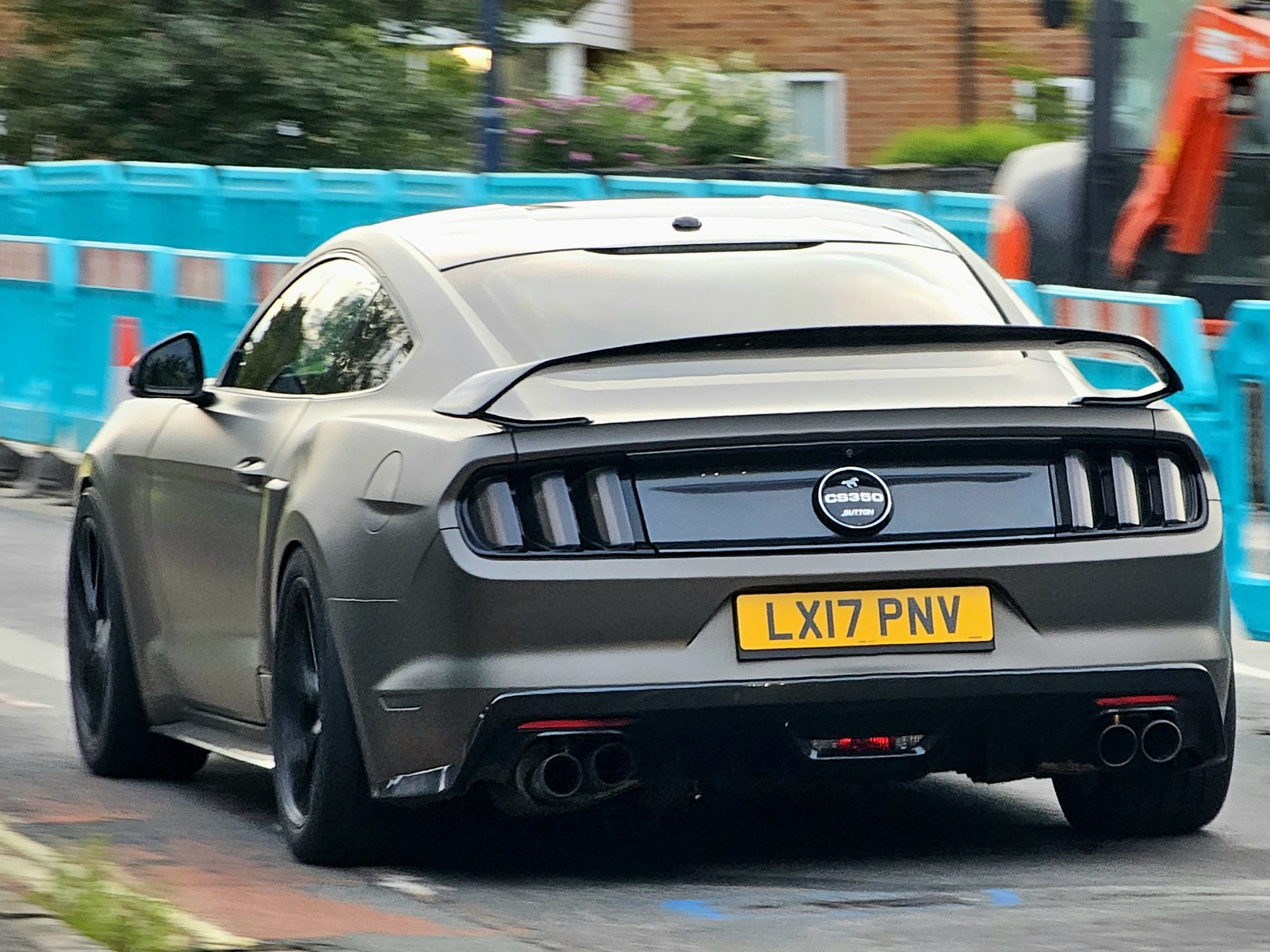 LX17PNV, Ford Mustang 