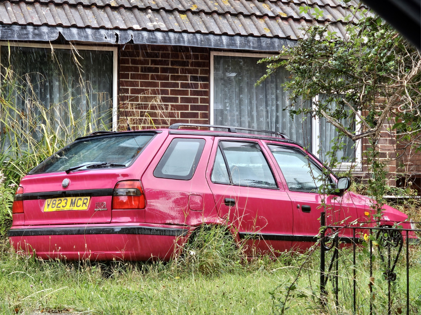 V823MCR, Skoda Felicia 1st gen Combi (6U5; Type 795), facelift, 1998–2001