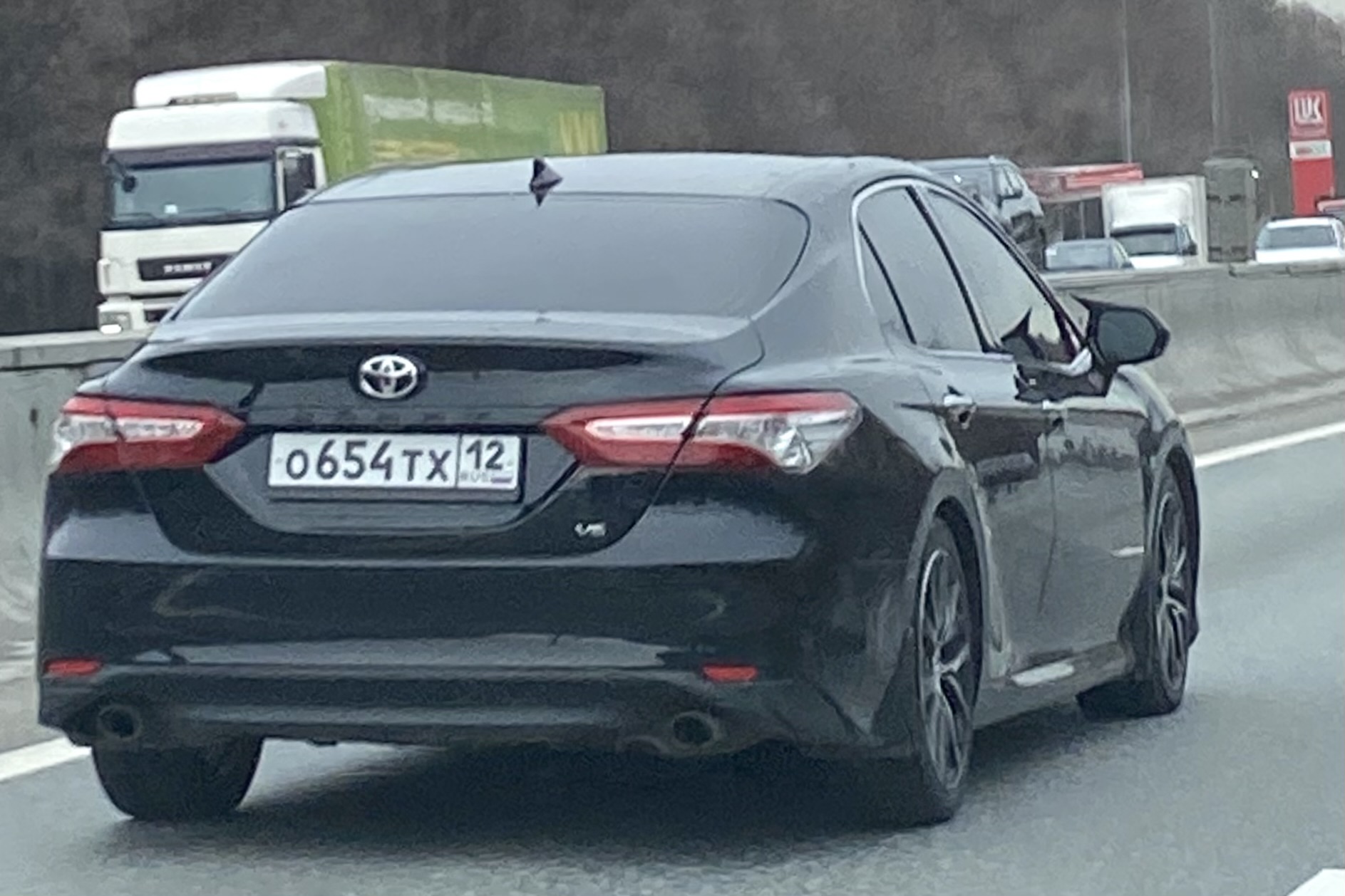 о 654 тх 12, Toyota Camry 