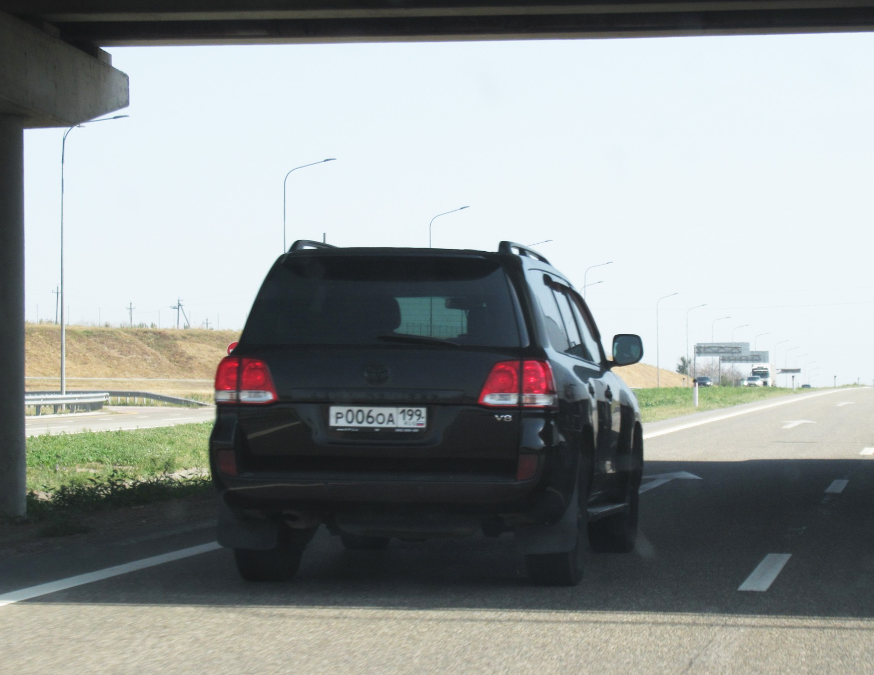 р 006 оа 199, Toyota Land Cruiser 200 (J200), 2007–2011