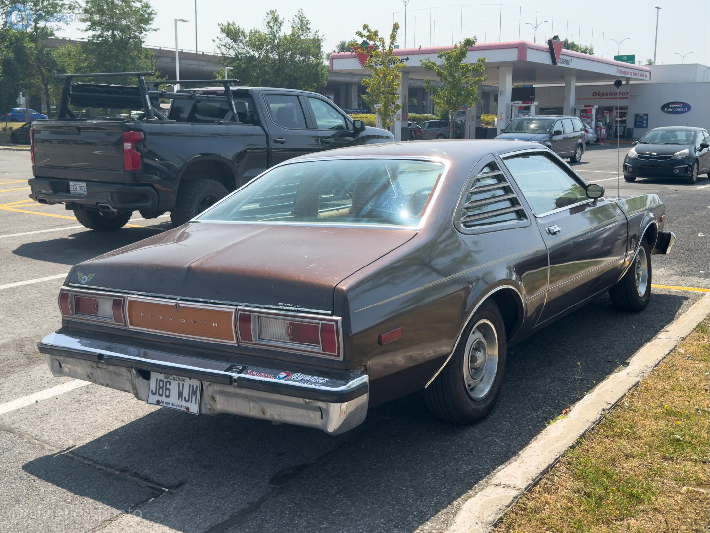 J86 WJM, Plymouth Volare 1st gen 2-door Coupé (29; F-body), 1975–1979