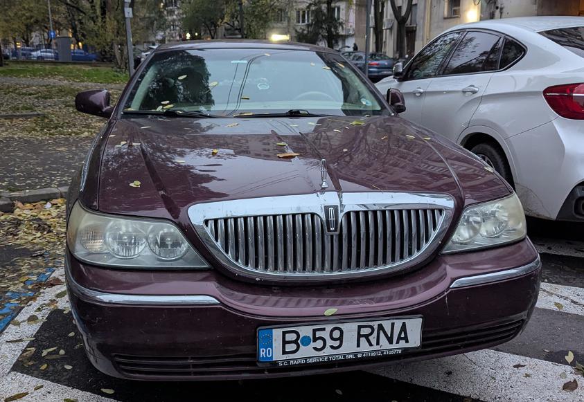 B 59 RNA, Lincoln Town Car 