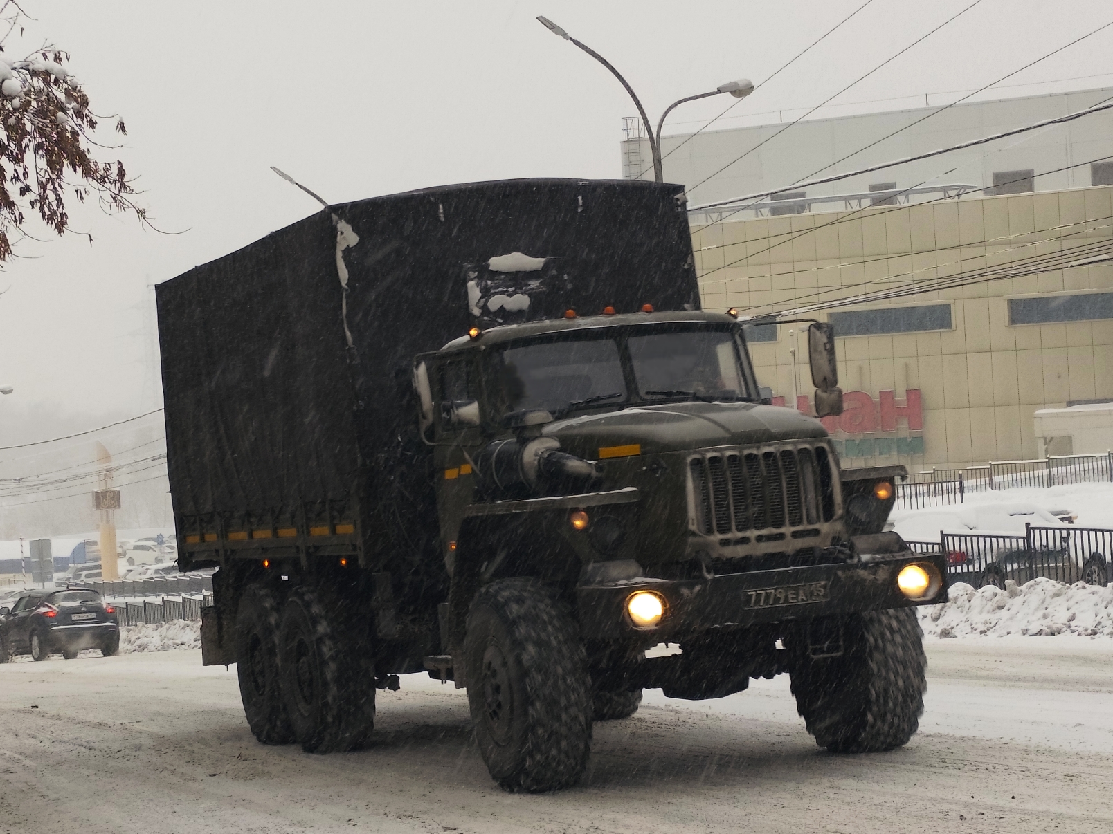 7779 еа 15, Ural (UralAZ) 4320/5557 4320/5557 6×6, 1977–