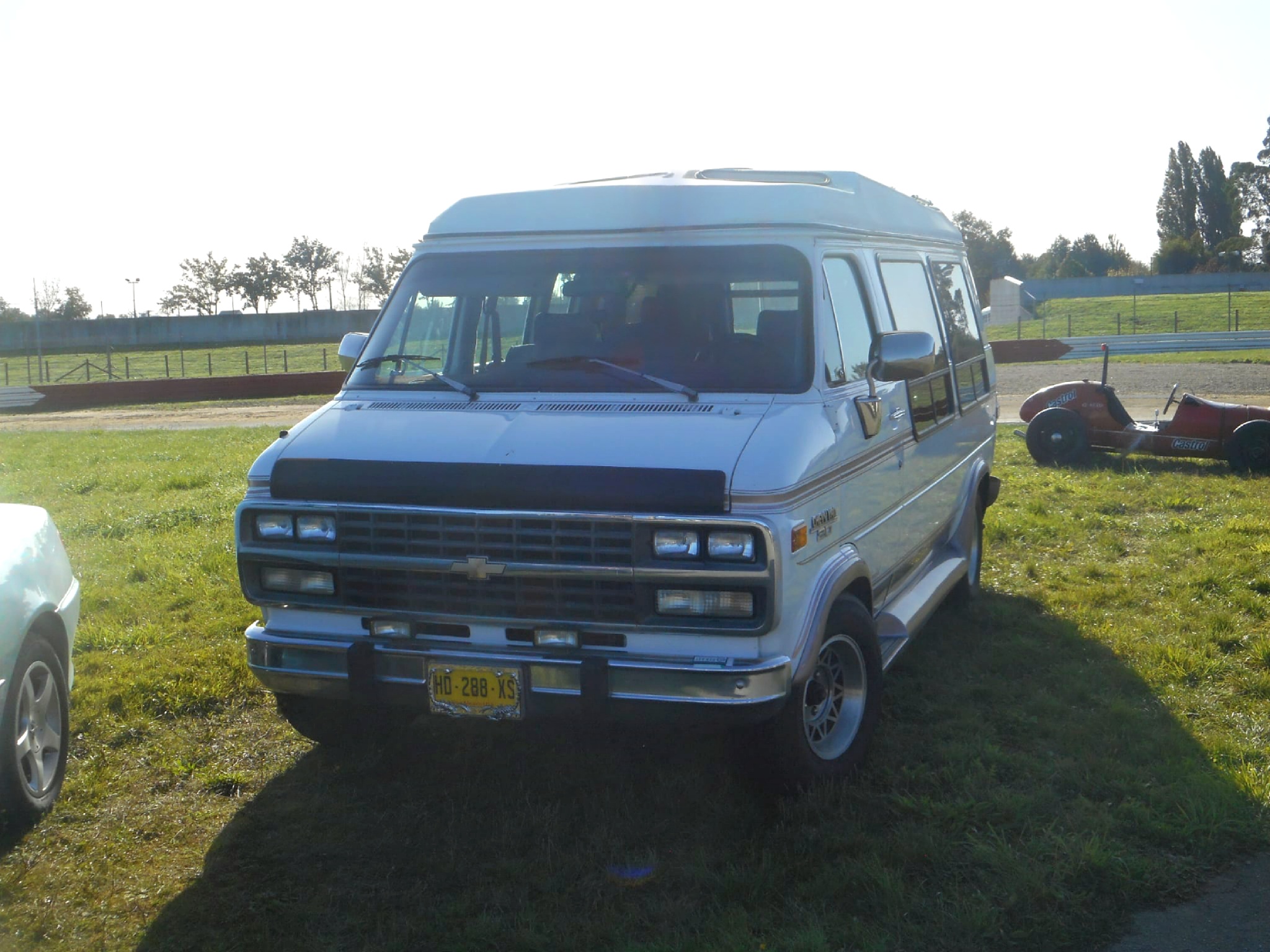 HD-288-XS, Chevrolet Chevy Van 