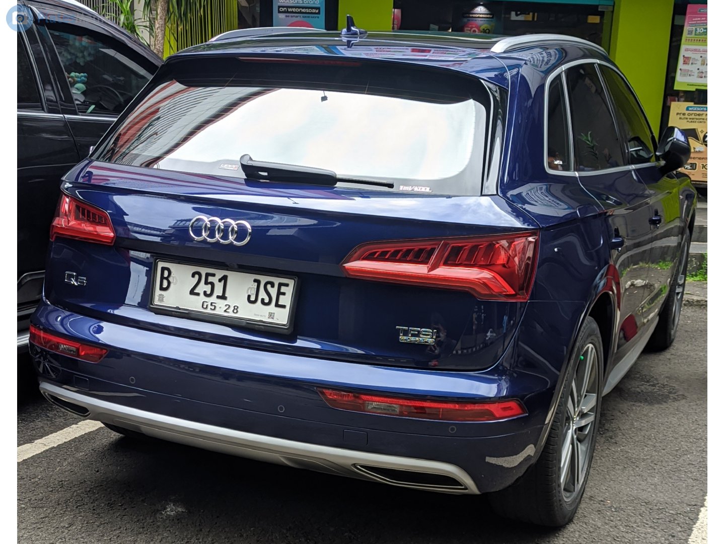 B 251 JSE, Audi Q5 2nd gen SUV (FYB), 2017–2020