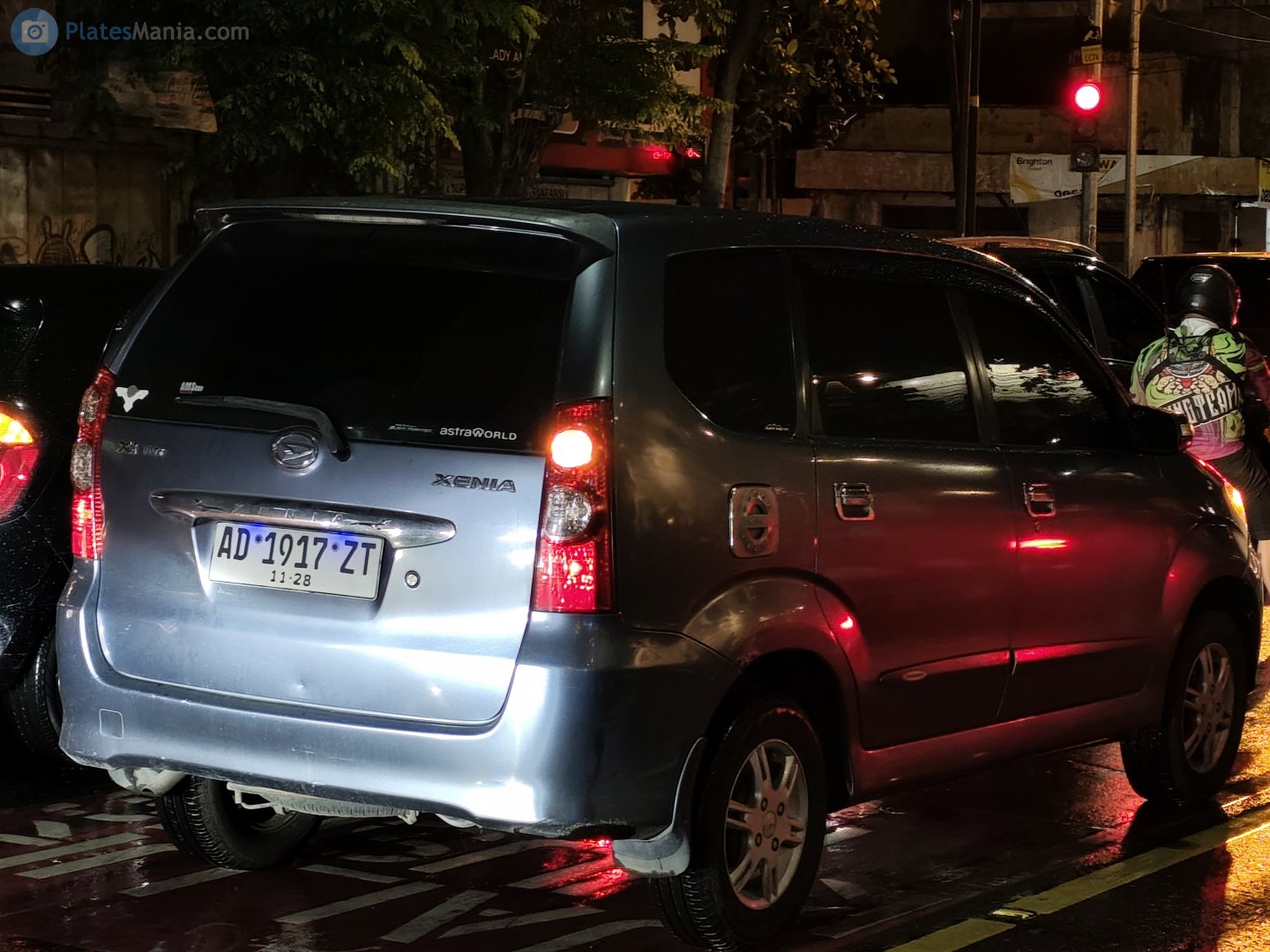 AD 1917 ZT, Daihatsu Xenia 1st gen (F600), 2003–2011