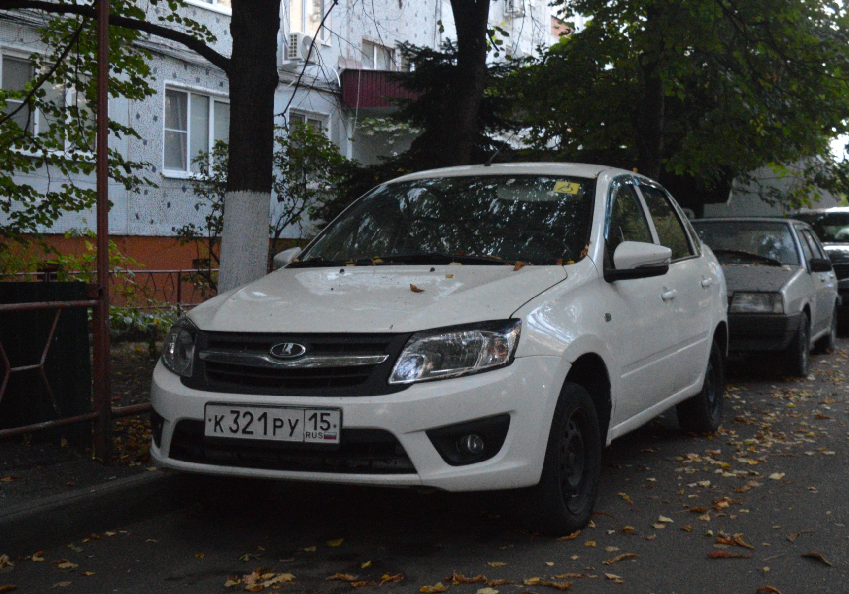 к 321 ру 15, Lada (VAZ) 2190 Granta 