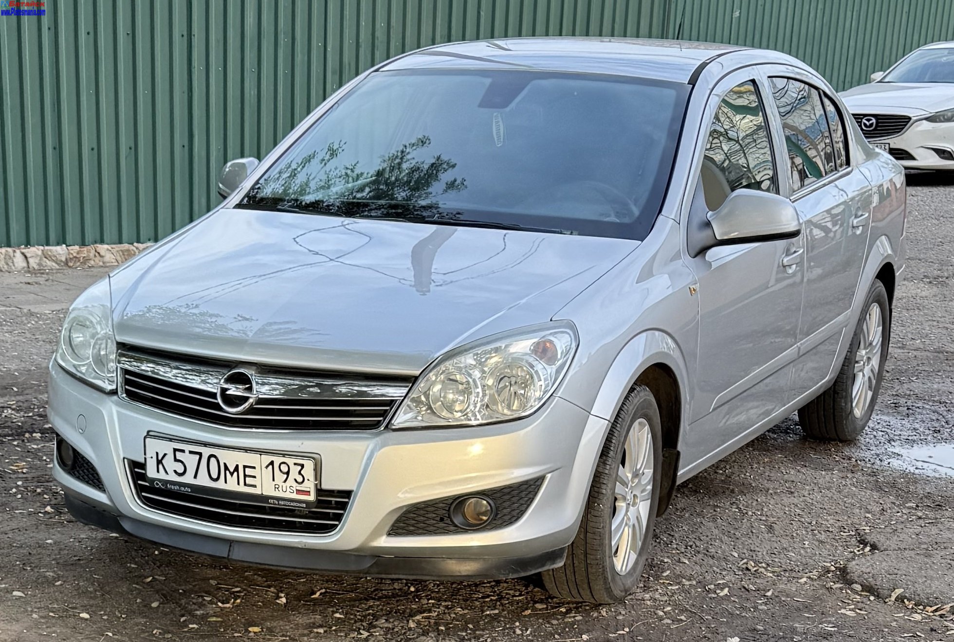 к 570 ме 193, Opel Astra 3rd gen Sedan (H; A04), 2007–2014