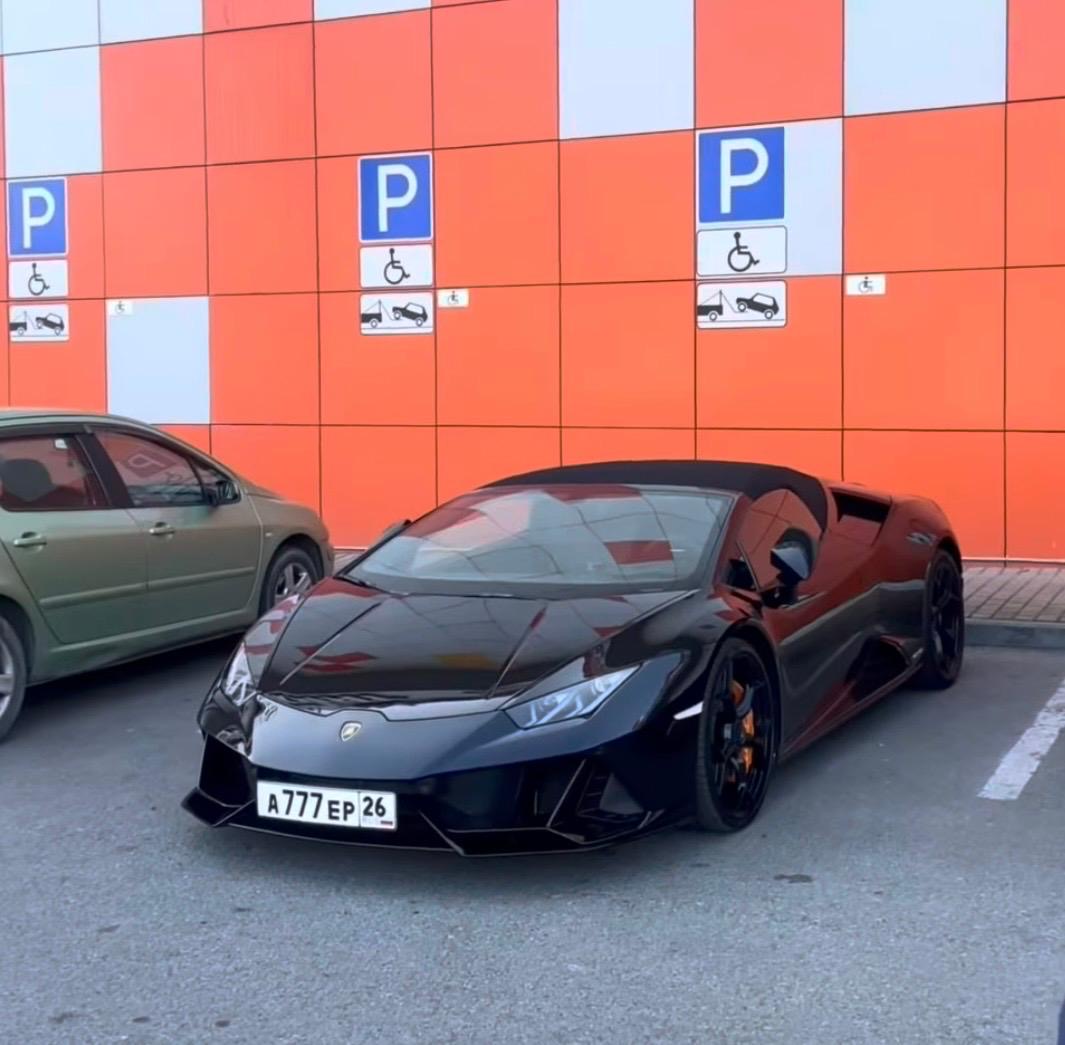 а 777 ер 26, Lamborghini 