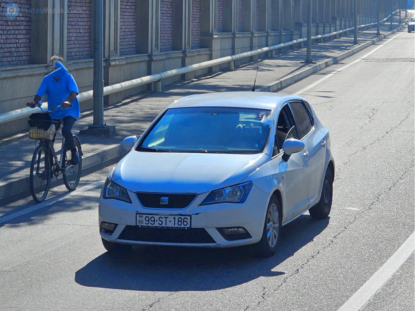 99 ST 186, SEAT Ibiza 