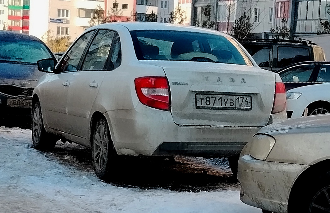 т 871 ув 174, Lada (VAZ) 2190 Granta 