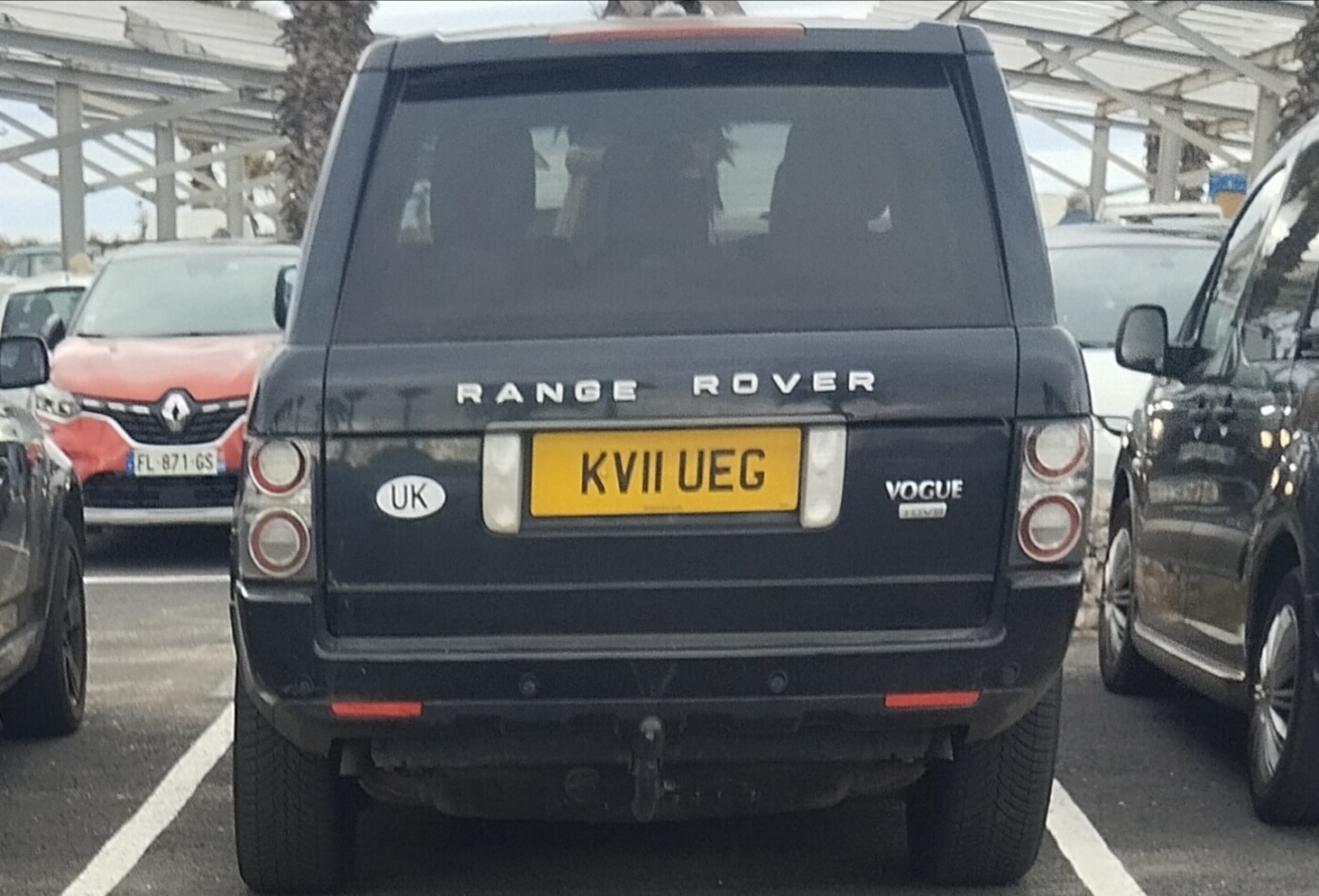 KV11UEG, Land Rover Range Rover 3rd gen (L322), 2002–2012