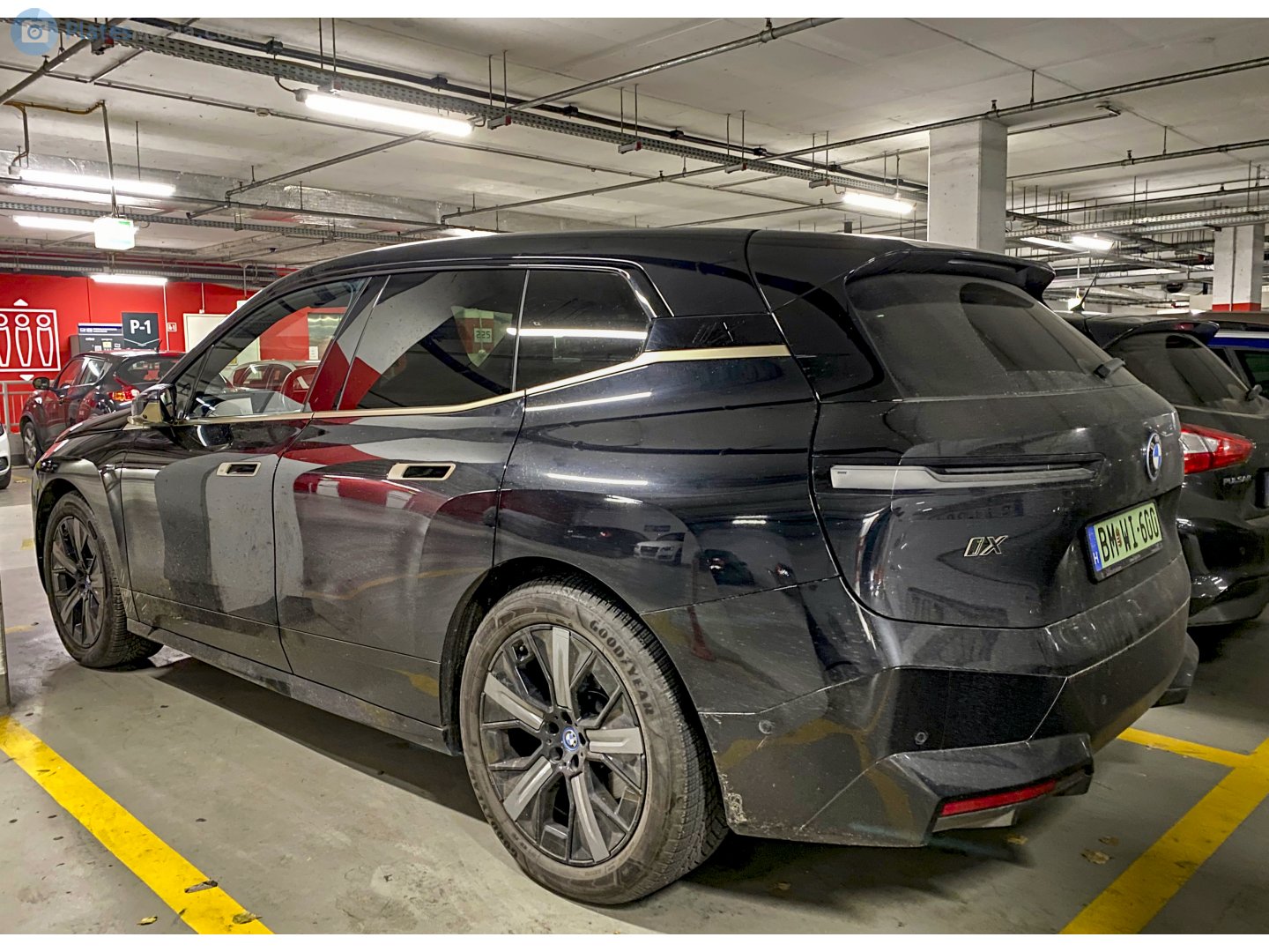 BM WI-600, BMW iX 1st gen (i20), 2021–