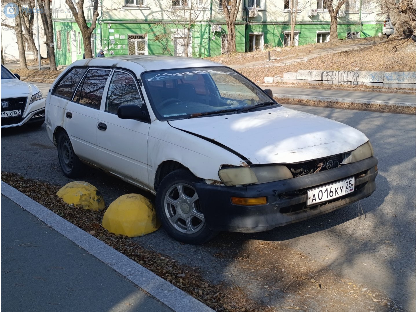 а 016 ку 25, Toyota Corolla 7th gen Wagon (E100), 1991–2002