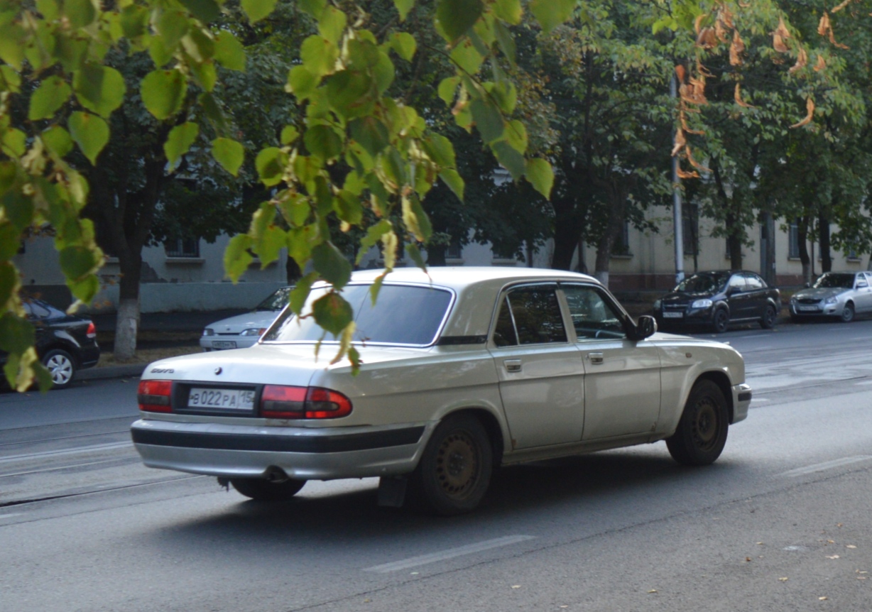 в 022 ра 15, GAZ 31105 Волга 