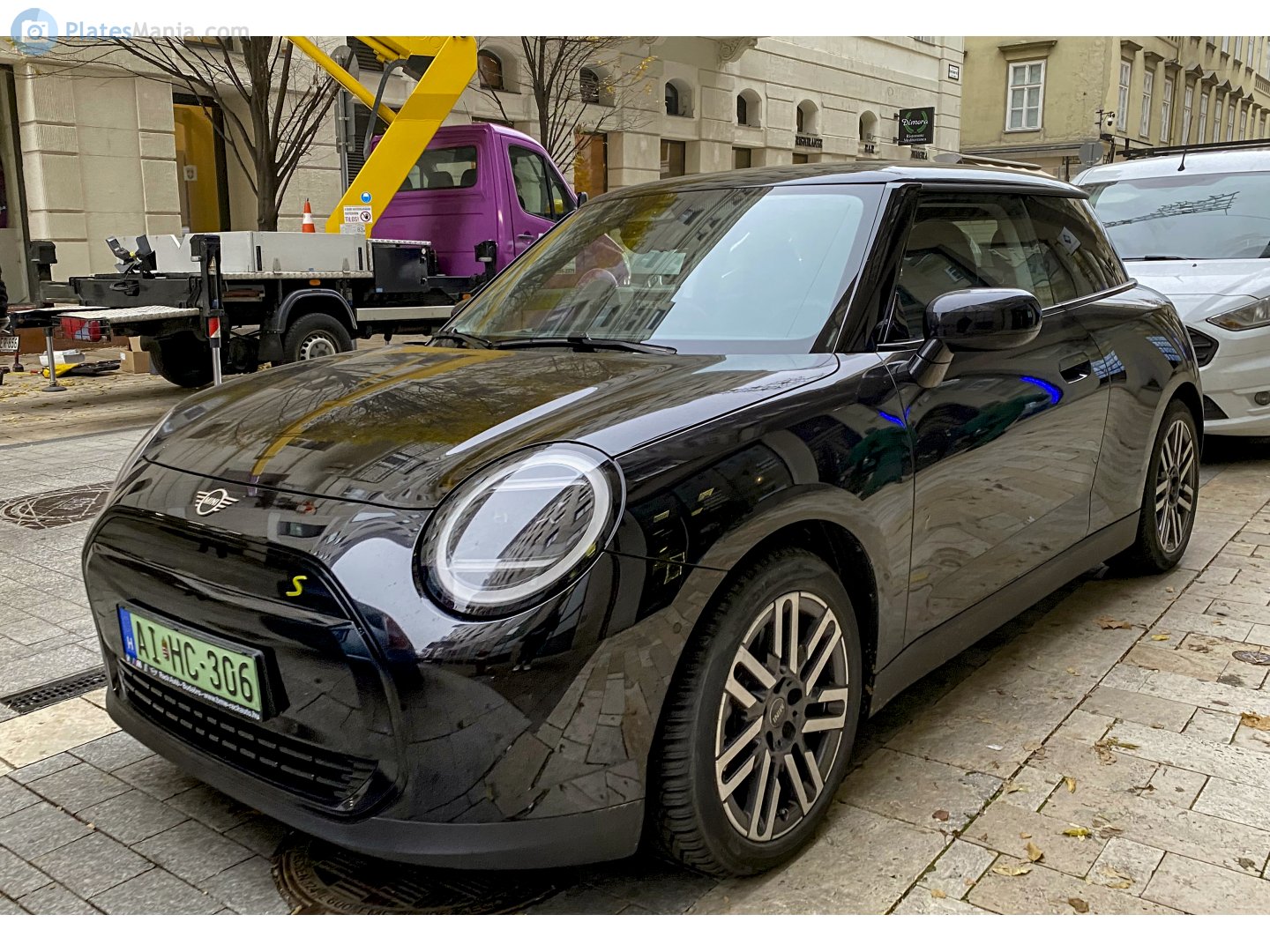AI HC-306, MINI Hatch 4th gen (J01/F66), 2023–