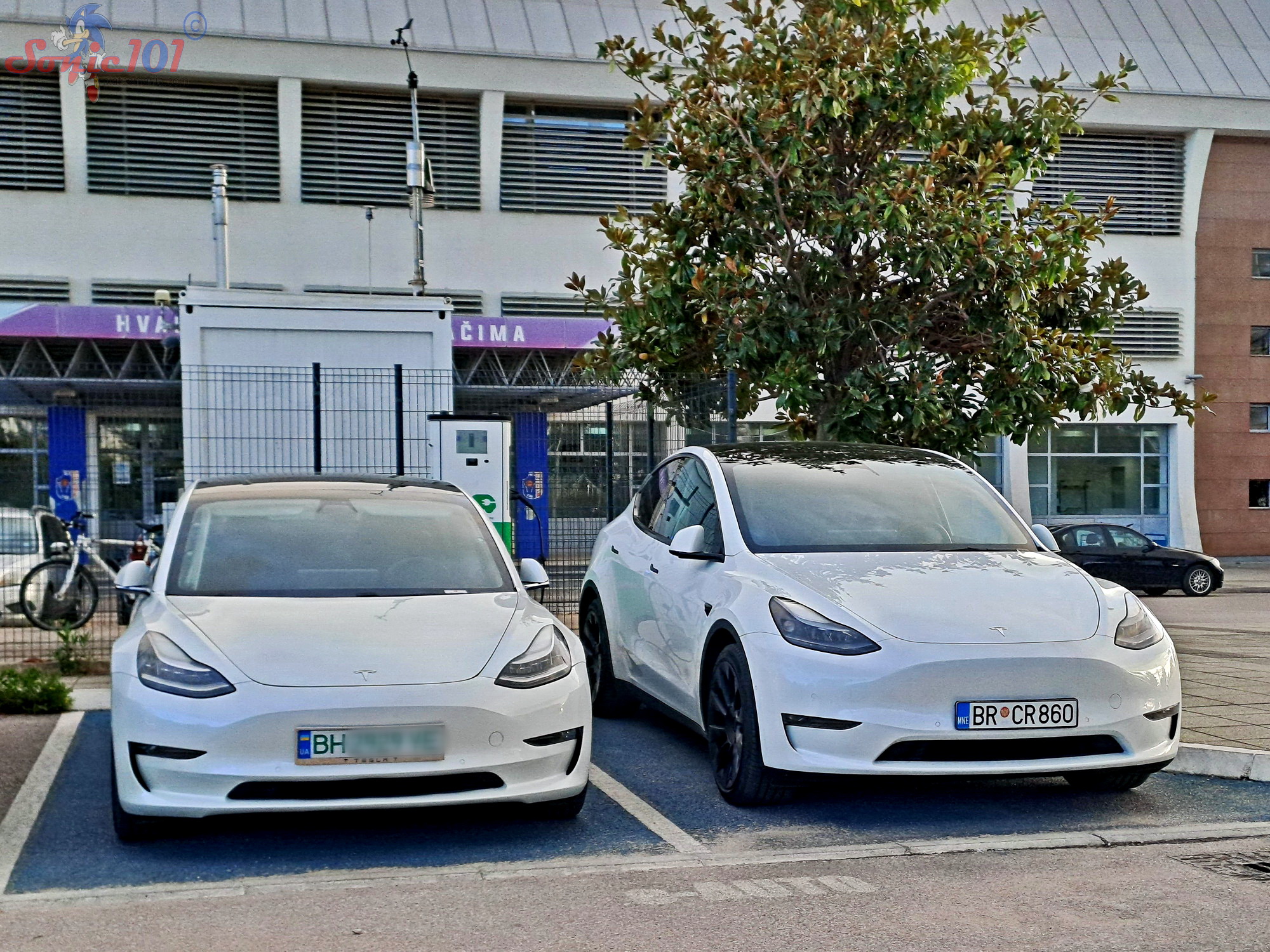 BR CR860, Tesla Model Y 1st gen (5YJY), 2020–2025