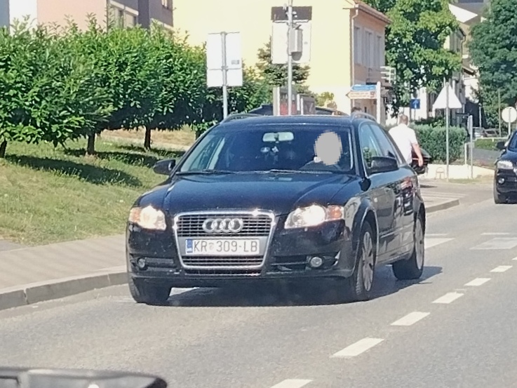 KR 309-LB, Audi A4 
