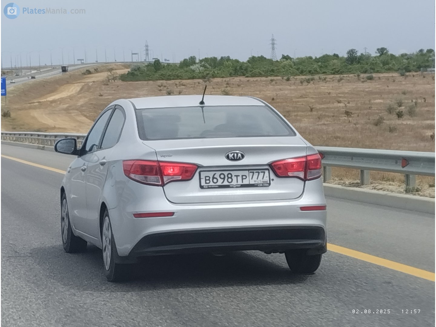 в 698 тр 777, Kia Rio 