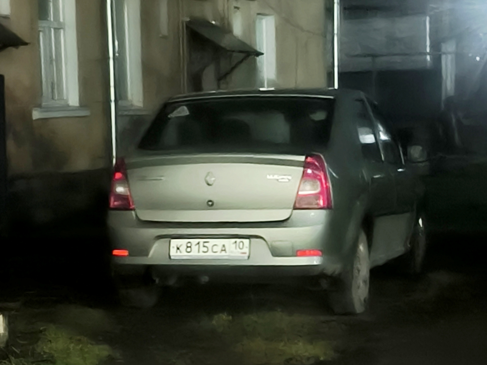 к 815 са 10, Renault Logan 1st gen Sedan (LS0*/LS1*), facelift, 2009–2016