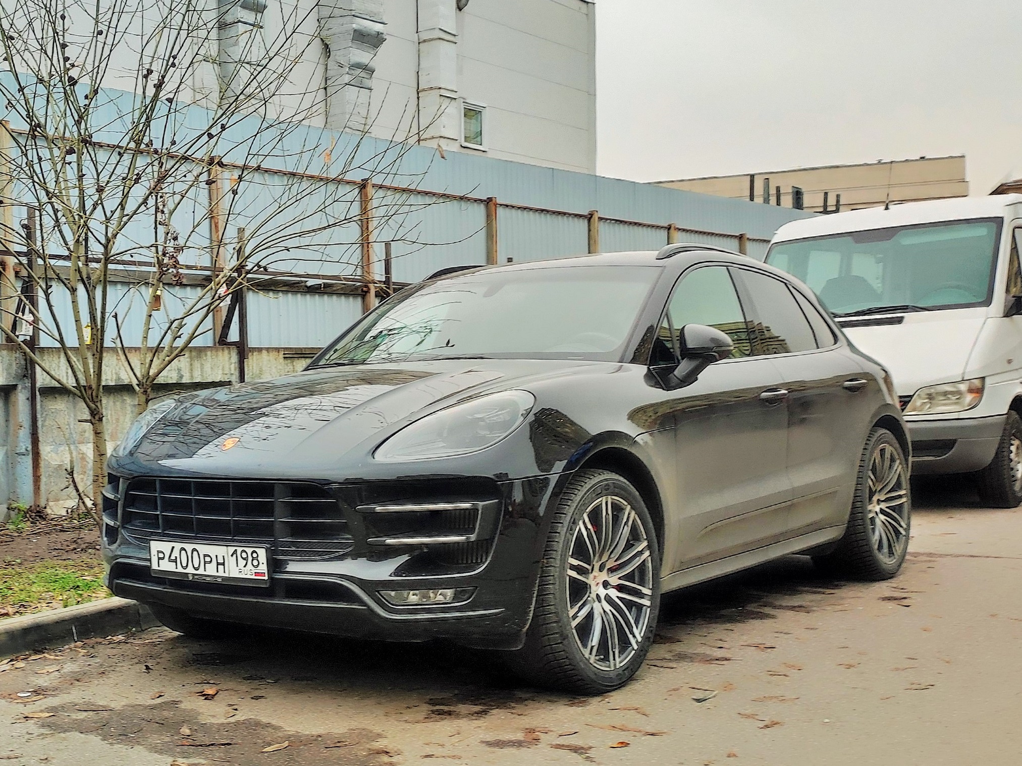 р 400 рн 198, Porsche Macan 1st gen (95B), 2014–2018