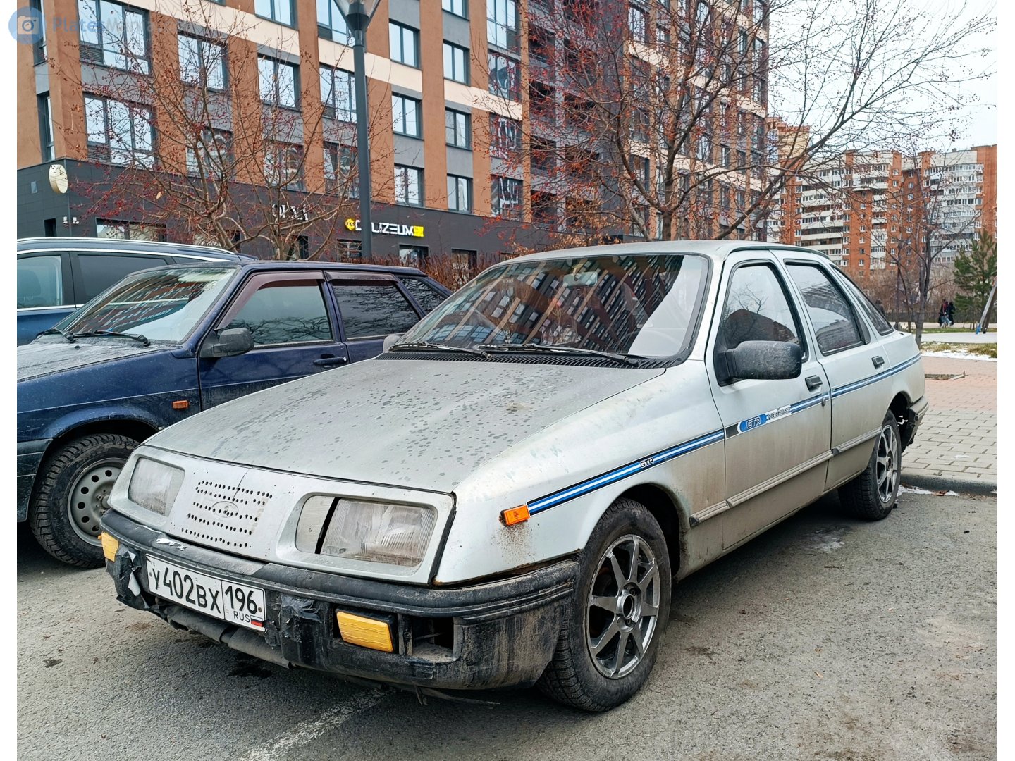 у 402 вх 196, Ford Sierra 1st gen 5-door Liftback (BAC), 1982–1987