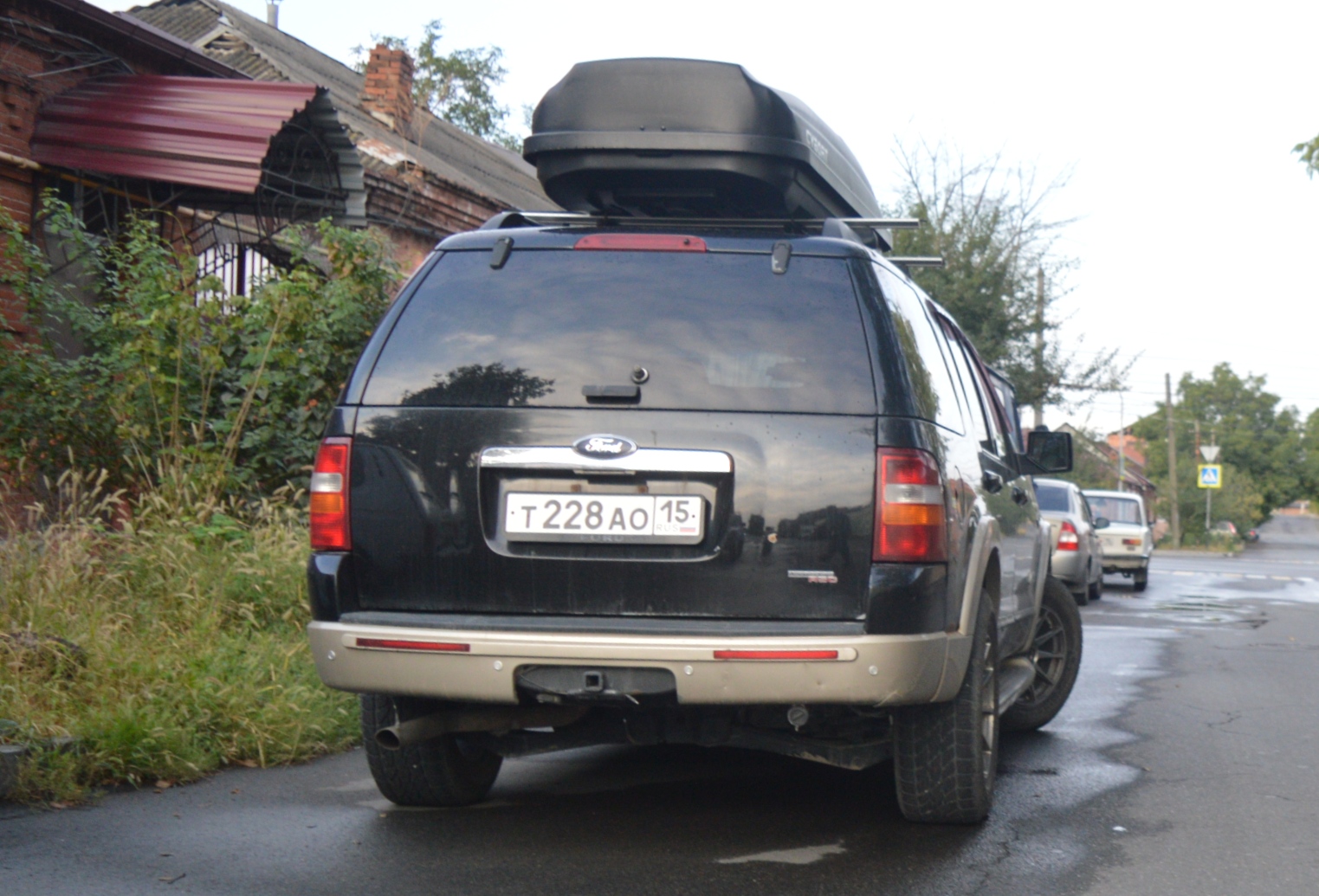 т 228 ао 15, Ford Explorer 