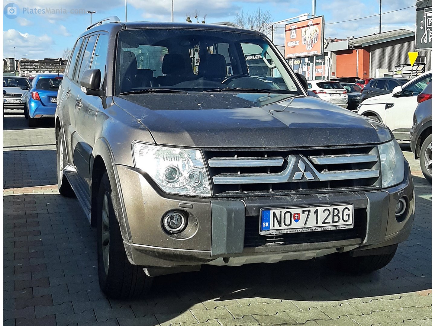 NO-712BG, Mitsubishi Pajero 4th gen 5-door SUV (V90/NS/NT/NW/NX), 2006–2021