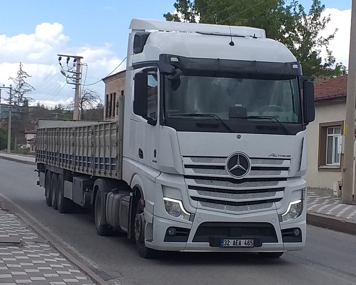 32 AEA 465, Mercedes-Benz Actros 3rd gen (MP4/MP5), 2011–