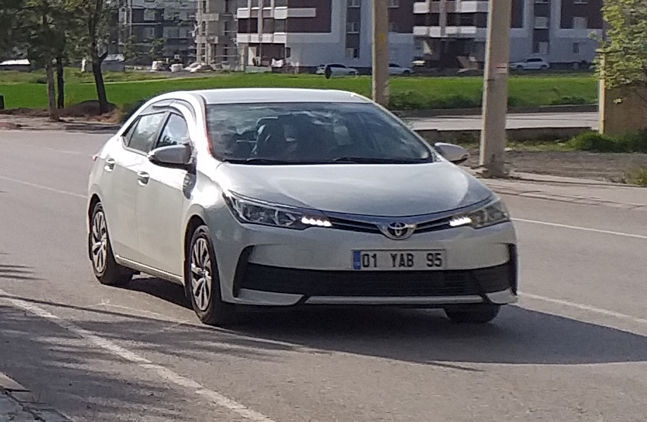 01 YAB 95, Toyota Corolla 11th gen (Altis/Quest) Sedan (E170/E180; Global-market), 2013–2020 (–present for ZA-market)