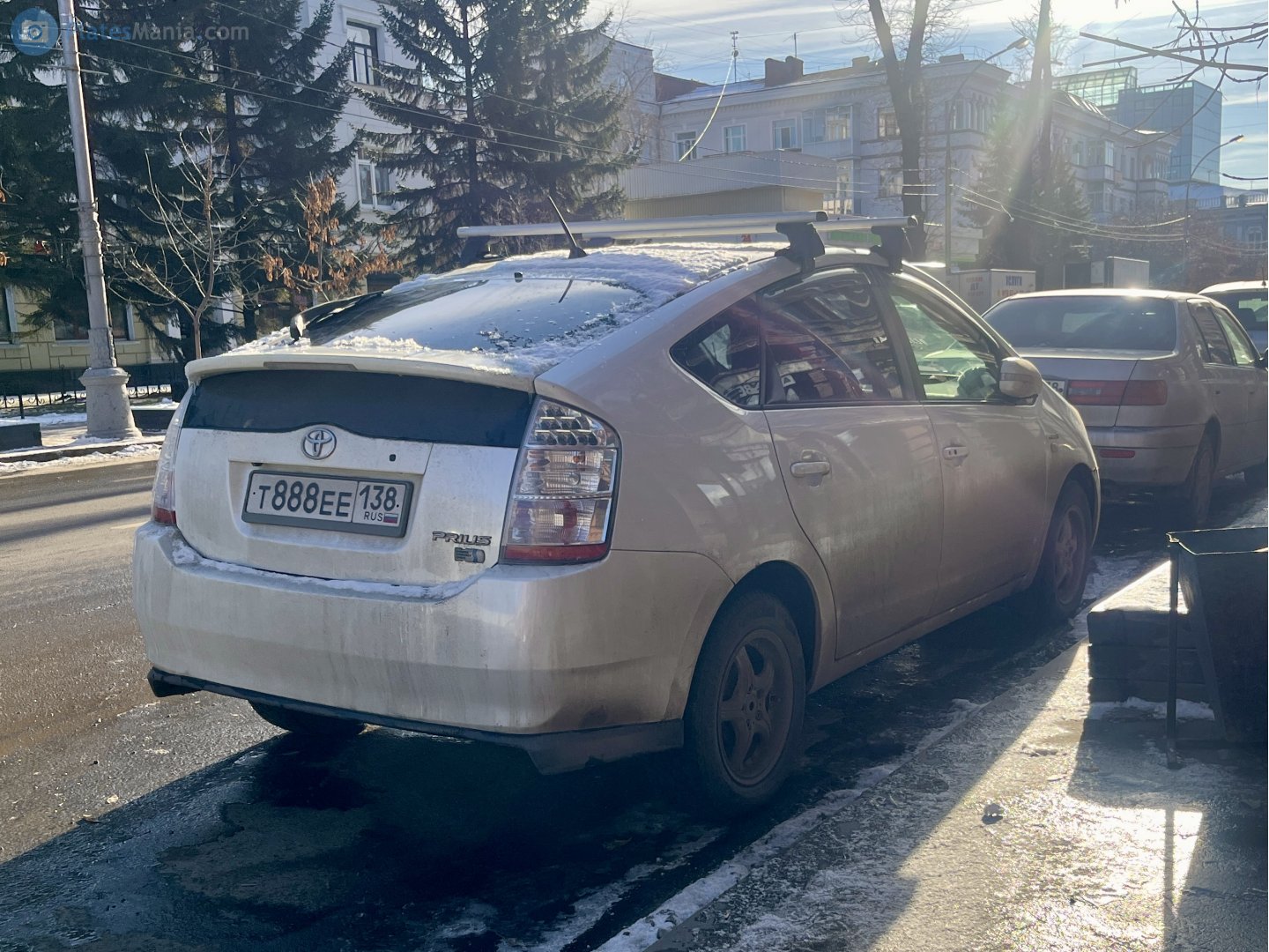 т 888 ее 138, Toyota Prius 2nd gen (NHW20), 2003–2011