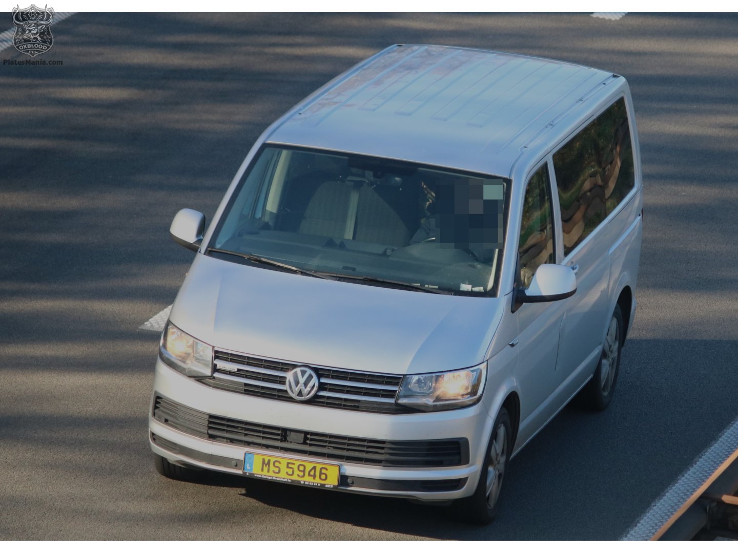 MS 5946, Volkswagen Transporter 6th gen Van (T6) (SG), 2015–2019