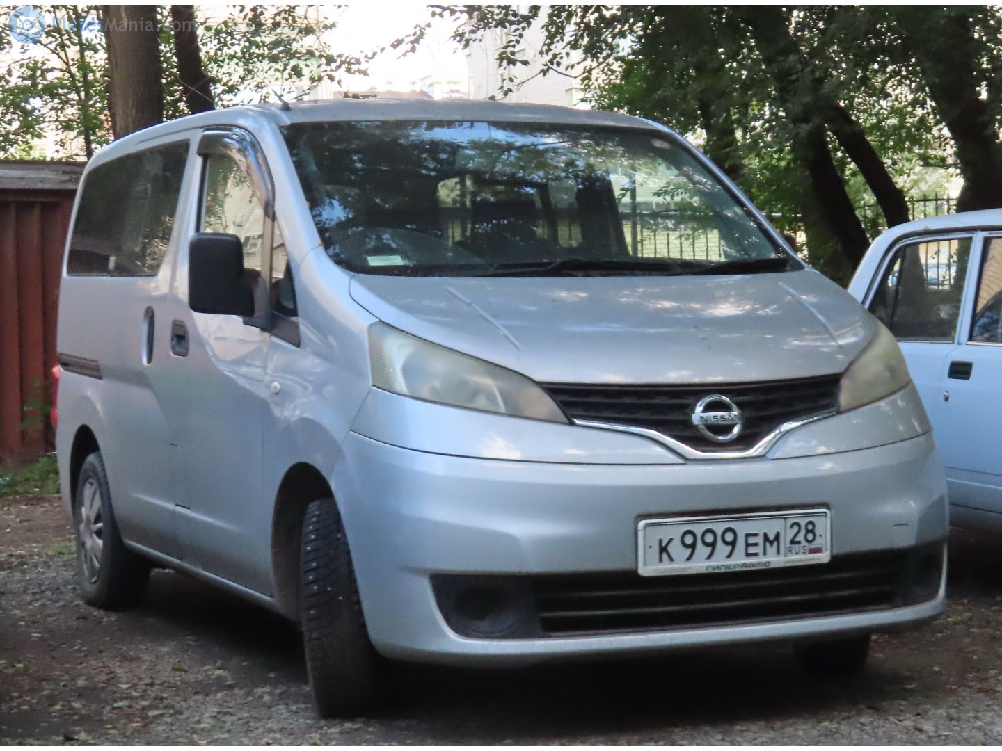 к 999 ем 28, Nissan NV200 