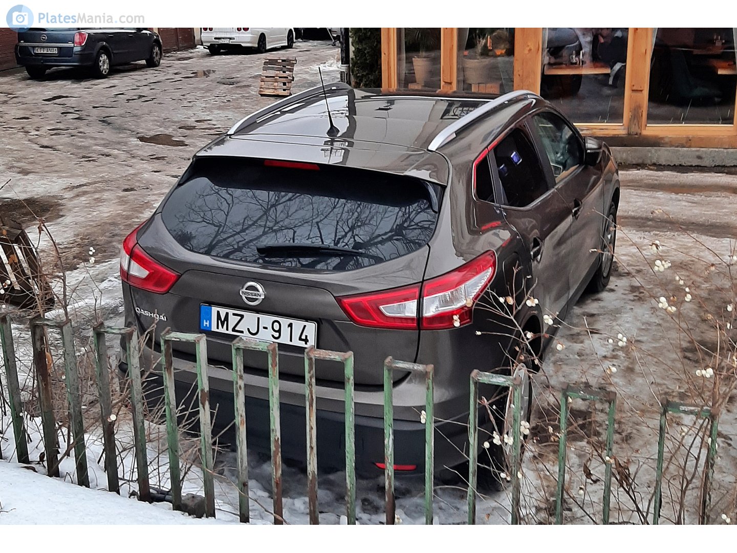 MZJ-914, Nissan Qashqai 2nd gen (J11), 2014–2017 (–2019 for others)